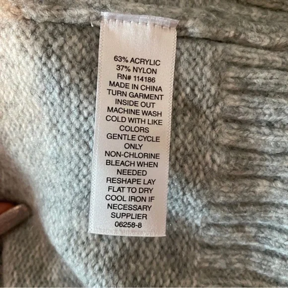 NWT St. John's Bay Womens Plus Hooded Long Sleeve Pullover Sweater - Picture 6 of 9